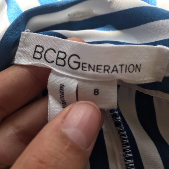 BCBGeneration Blue and White Stripe Shorts Size 8 - Picture 7 of 8